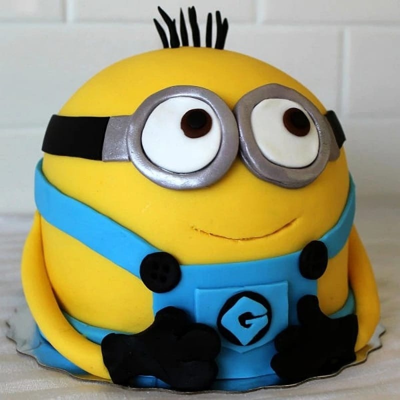 Prankish Minion Theme Cake