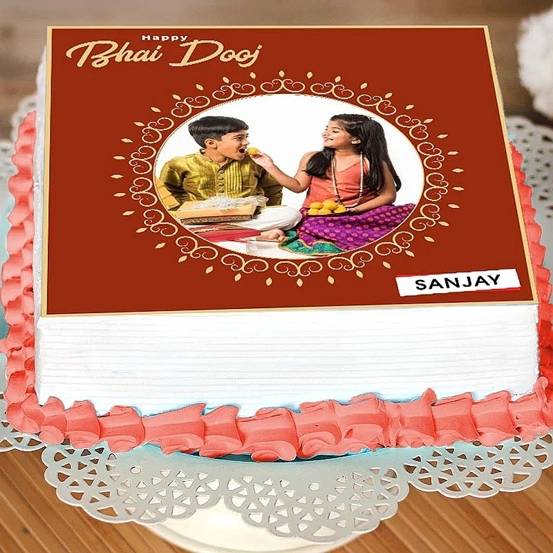 Pineapple Cake For Bhai Dooj