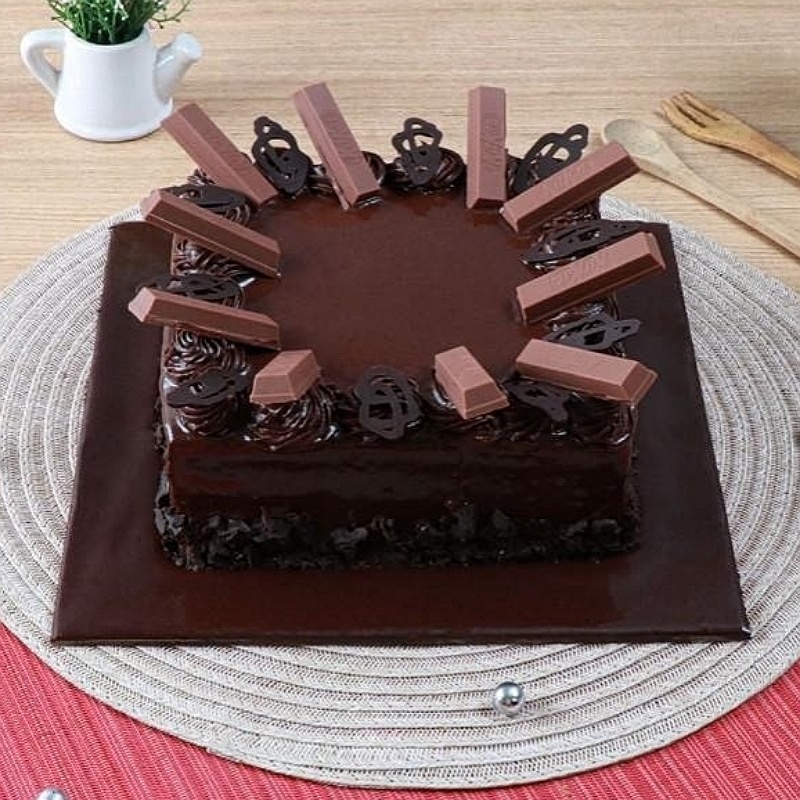 Truffle Kit Kat Cake