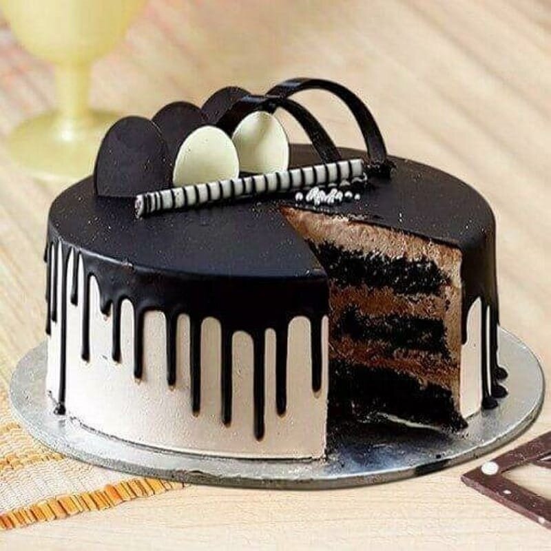 Chocolate Oreo Cake