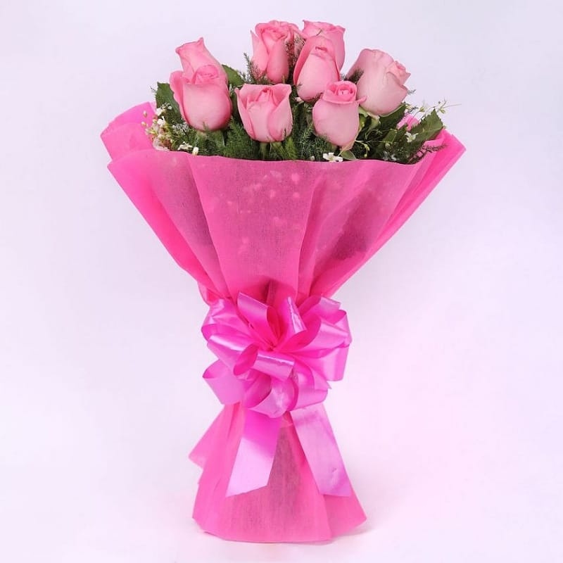 Elegant Pink Roses Valentine's Gift