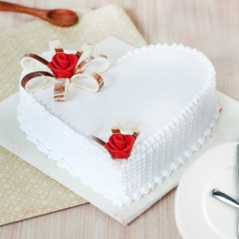 Heart Shaped Vanilla Cake