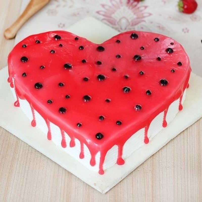 Strawberry Heart Cake