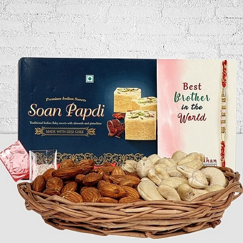 Sweetest & Crunchy Hamper