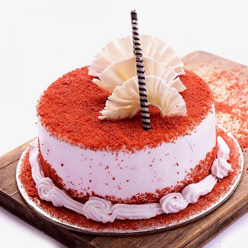 Scrumptious Round Red Velvet